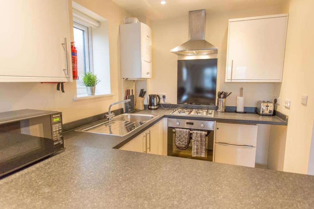 The Kensington Apartment, Free Carpark, Ideal Location For Exploring & Nearby Places, Easy Access To Ring Road Mini Plant, Universities & Science Parks Apartment Oxford