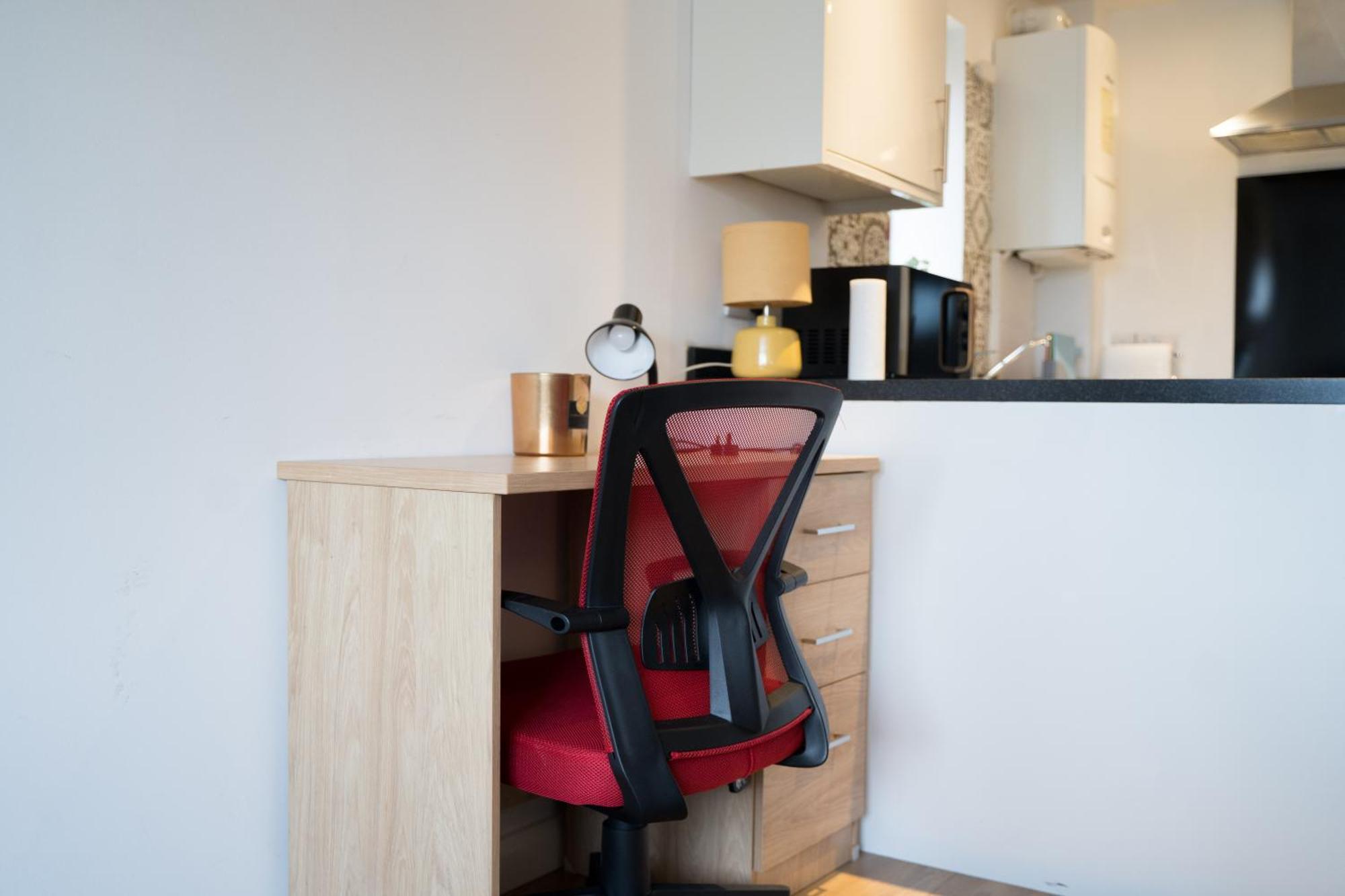 Apartment The Kensington Apartment, Free Carpark, Ideal Location For Exploring & Nearby Places, Easy Access To Ring Road Mini Plant, Universities & Science Parks Oxford