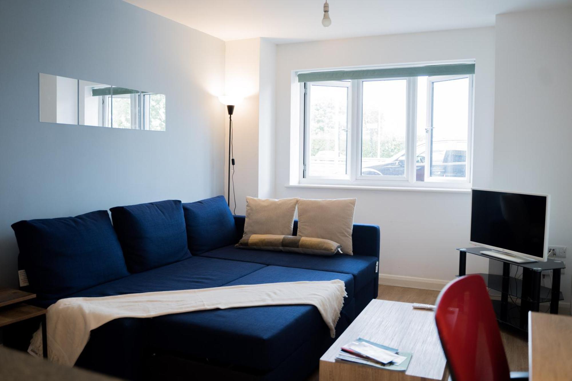 The Kensington Apartment, Free Carpark, Ideal Location For Exploring & Nearby Places, Easy Access To Ring Road Mini Plant, Universities & Science Parks Apartment *